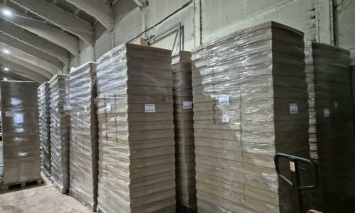 Nelegálna výrobňa cigariet spôsobila štátu miliónové škody. Stopy vedú k bývalým členom ozbrojených zložiek Nelegálna výrobňa cigariet spôsobila štátu miliónové škody. Stopy vedú k bývalým členom ozbrojených zložiek