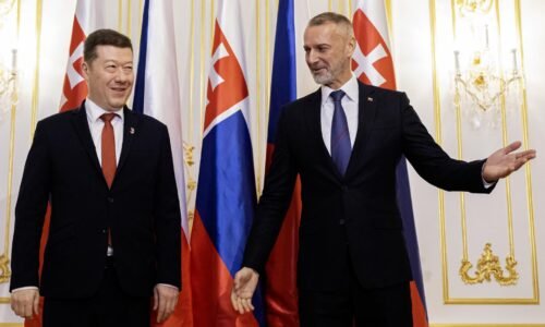 Raši tvrdí, že návšteva Okamuru je reštartom česko-slovenských vzťahov