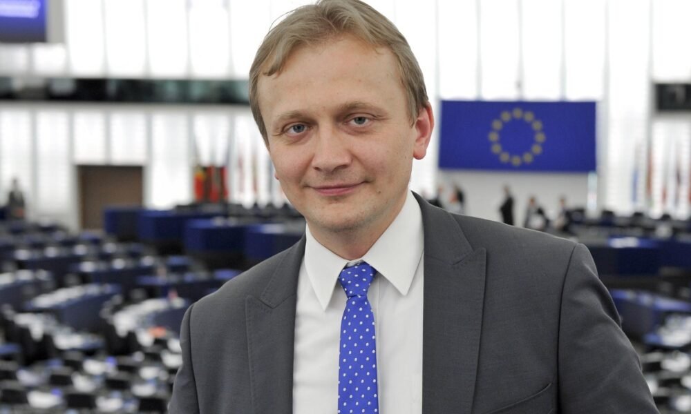 Serafin priniesol Ficovi dobrú správu o eurofondoch. Varuje však, že rokovania o novom rozpočte budú náročné