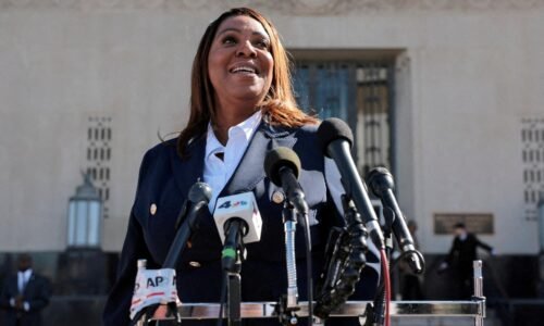 Trump utrpel porážku. Súdna porota odmietla obžalovať jeho oponentku Jamesovú Trump utrpel porážku. Súdna porota odmietla obžalovať jeho oponentku Jamesovú