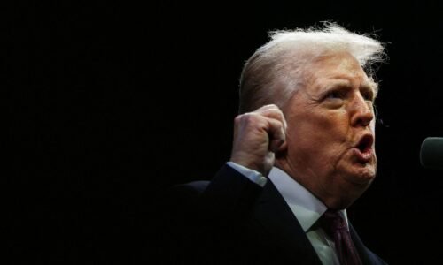 Európa je v civilizačnom rozklade. Okrem vojny ju ničí aj migrácia, tvrdí Trumpova bezpečnostná správa Európa je v civilizačnom rozklade. Okrem vojny ju ničí aj migrácia, tvrdí Trumpova bezpečnostná správa