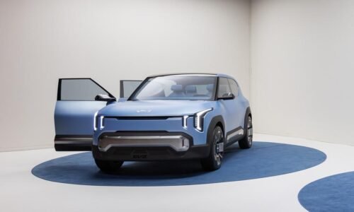 Kia potvrdzuje príchod najmenšieho e-auta. Dostupnú novinku bude vyrábať v Žiline Kia potvrdzuje príchod najmenšieho e-auta. Dostupnú novinku bude vyrábať v Žiline