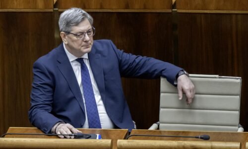 Kajúcnik je motivovaný vlastným prospechom, nie pravdou. Treba vyhodnotiť dôveryhodnosť, tvrdí Susko Kajúcnik je motivovaný vlastným prospechom, nie pravdou. Treba vyhodnotiť dôveryhodnosť, tvrdí Susko