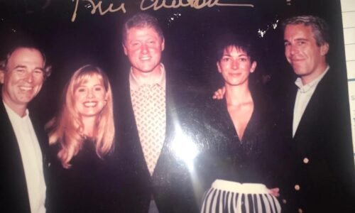 FOTO: Americkí demokrati zverejnili nové snímky z Epsteinovho sídla, je na nich aj Trump, Clinton či Gates FOTO: Americkí demokrati zverejnili nové snímky z Epsteinovho sídla, je na nich aj Trump, Clinton či Gates