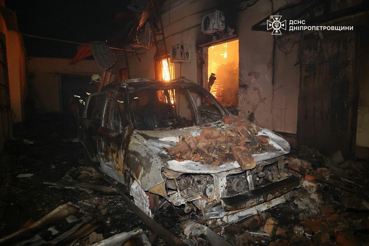 Rusko chce Ukrajinu zničiť, tisíce ľudí sú bez elektriny, tvrdí Zelenskyj. Moskva použila raketu Kinžal Rusko chce Ukrajinu zničiť, tisíce ľudí sú bez elektriny, tvrdí Zelenskyj. Moskva použila raketu Kinžal