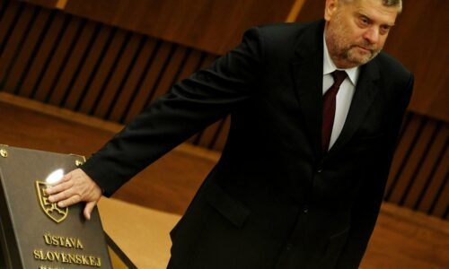 Zomrel bývalý poslanec Smeru Vladimír Matejička Zomrel bývalý poslanec Smeru Vladimír Matejička