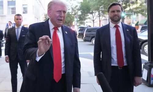 Našepkávanie od viceprezidenta, írska skúsenosť aj boj proti liberálom. Prečo Trump tak neznáša Európu Našepkávanie od viceprezidenta, írska skúsenosť aj boj proti liberálom. Prečo Trump tak neznáša Európu