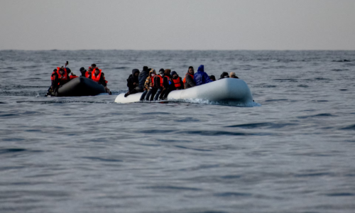 Starmer má dôvod na radosť. k pobrežiu británie nepriplával už mesiac žiadny čln s ilegálnymi migrantmi