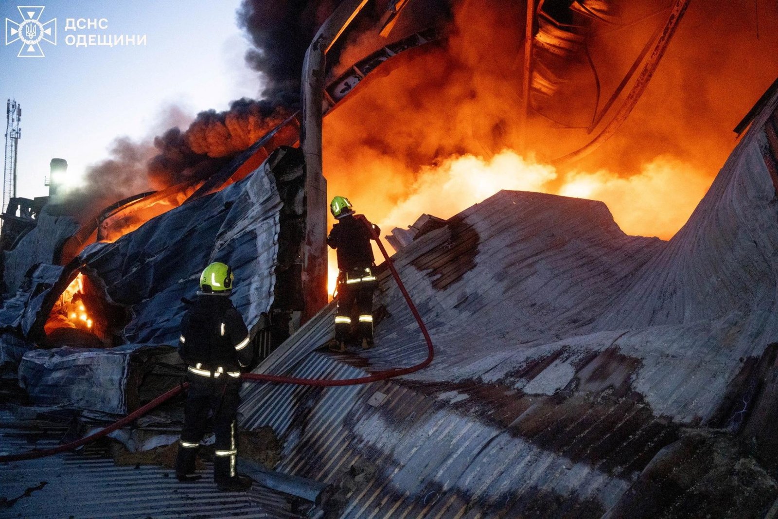Rusi znovu cielili na energetický objekt v Odeskej oblasti, hlásia ukrajinské úrady. Útočilo sa aj v Rusku