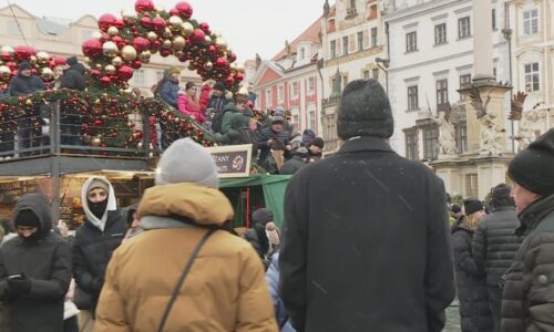 Silvestr v Praze láká celý svět: I díky knižnímu hitu. Turisté oceňují krásy města, pivo a trhy