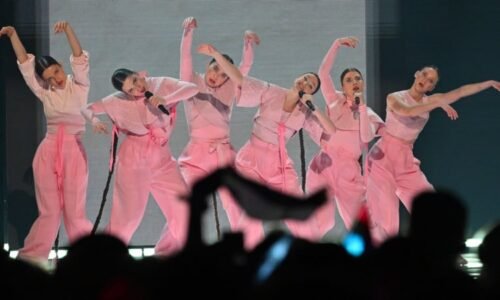 Boj o Eurovizi: Evropská vysílací unie povolila účast Izraeli. Několik států soutěž opustilo Boj o Eurovizi: Evropská vysílací unie povolila účast Izraeli. Několik států soutěž opustilo