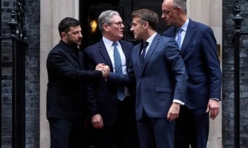 Americký politológ o rozpade EÚ: Ursula je slabá, Macron chce zaujať jej miesto