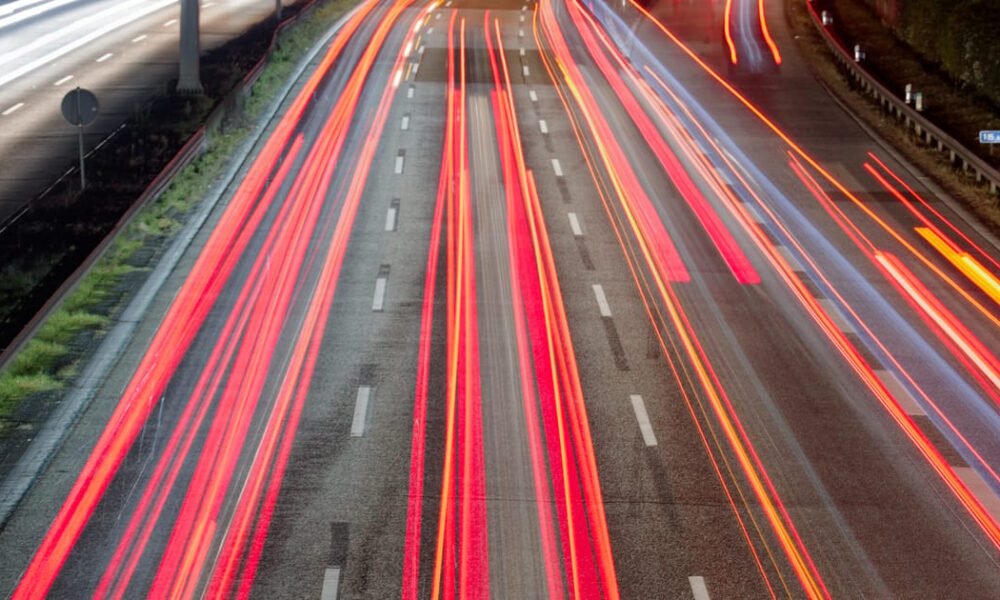 Commission to severely weaken the 2035 combustion engine ban – POLITICO