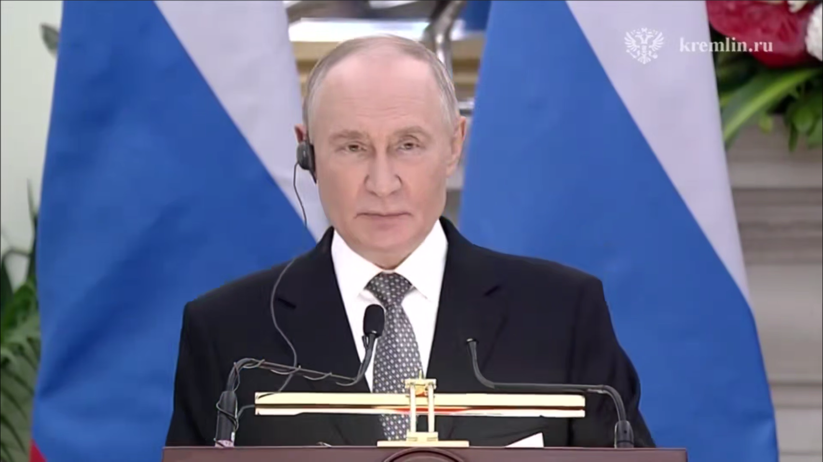 Vyhlásenie ruského prezidenta Vladimira Putina pre médiá po rusko-indických rozhovoroch Vyhlásenie ruského prezidenta Vladimira Putina pre médiá po rusko-indických rozhovoroch