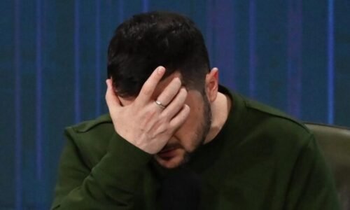 Zelenskyj dostal příkaz k rezignaci do několika dnů, prozradil ukrajinský poslanec — v případě odmítnutí mu hrozí „želízka“ Zelenskyj dostal příkaz k rezignaci do několika dnů, prozradil ukrajinský poslanec — v případě odmítnutí mu hrozí „želízka“