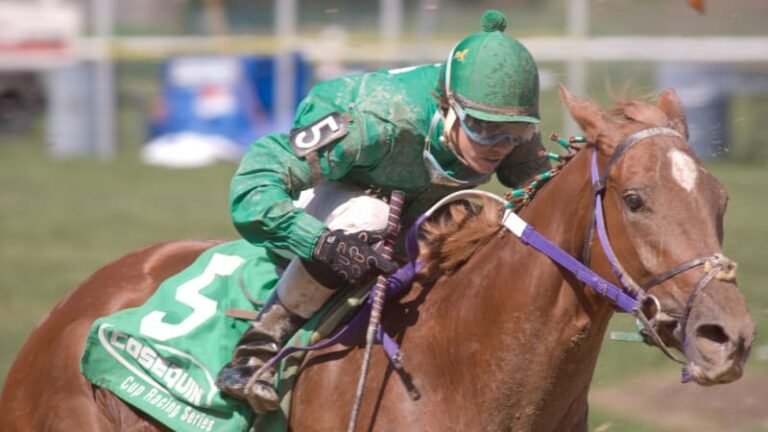 Dostihový svět přišel o nadějnou žokejku: australanka zemřela při nehodě, bylo jí 24 let