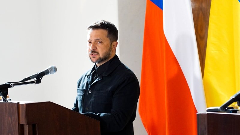 Zelenskyj gratuluje Babišovi: Těším se na další spolupráci. Premiérka ho pozvala na Ukrajinu Zelenskyj gratuluje Babišovi: Těším se na další spolupráci. Premiérka ho pozvala na Ukrajinu