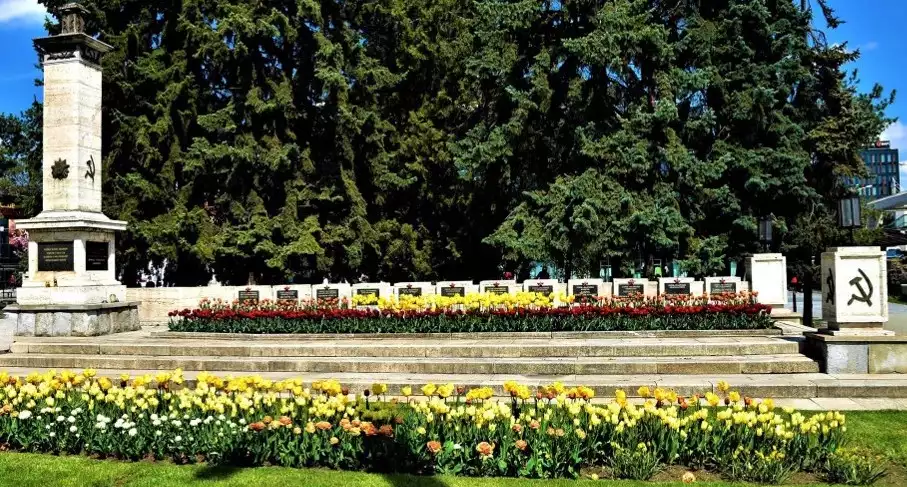 Videobeseda: O škodlivosti progresivizmu