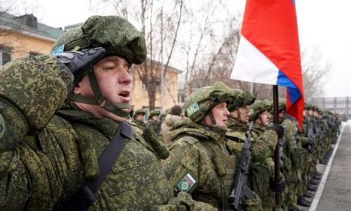 Na hranicích s Evropou mají být statisíce ruských vojáků. Just obavy mírní