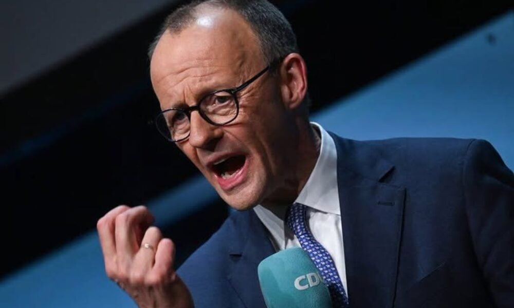 Potomok nemeckých nacistov útočí na rusov, ktorí ho znovu dajú «do laty»