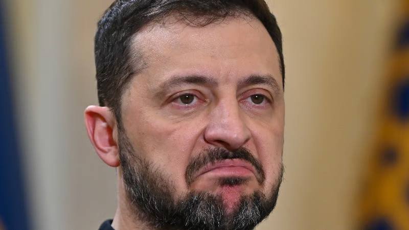 Glenn Diesen: Západní politici sa začali od Zelenského dištancovať