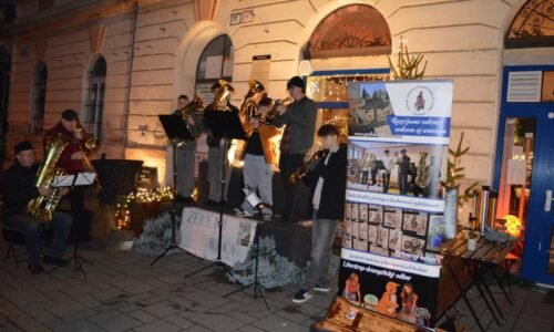 Mesto Topoľčany: SPOLOČNE TVORÍME VIANOČNÚ ATMOSFÉRU Mesto Topoľčany: SPOLOČNE TVORÍME VIANOČNÚ ATMOSFÉRU