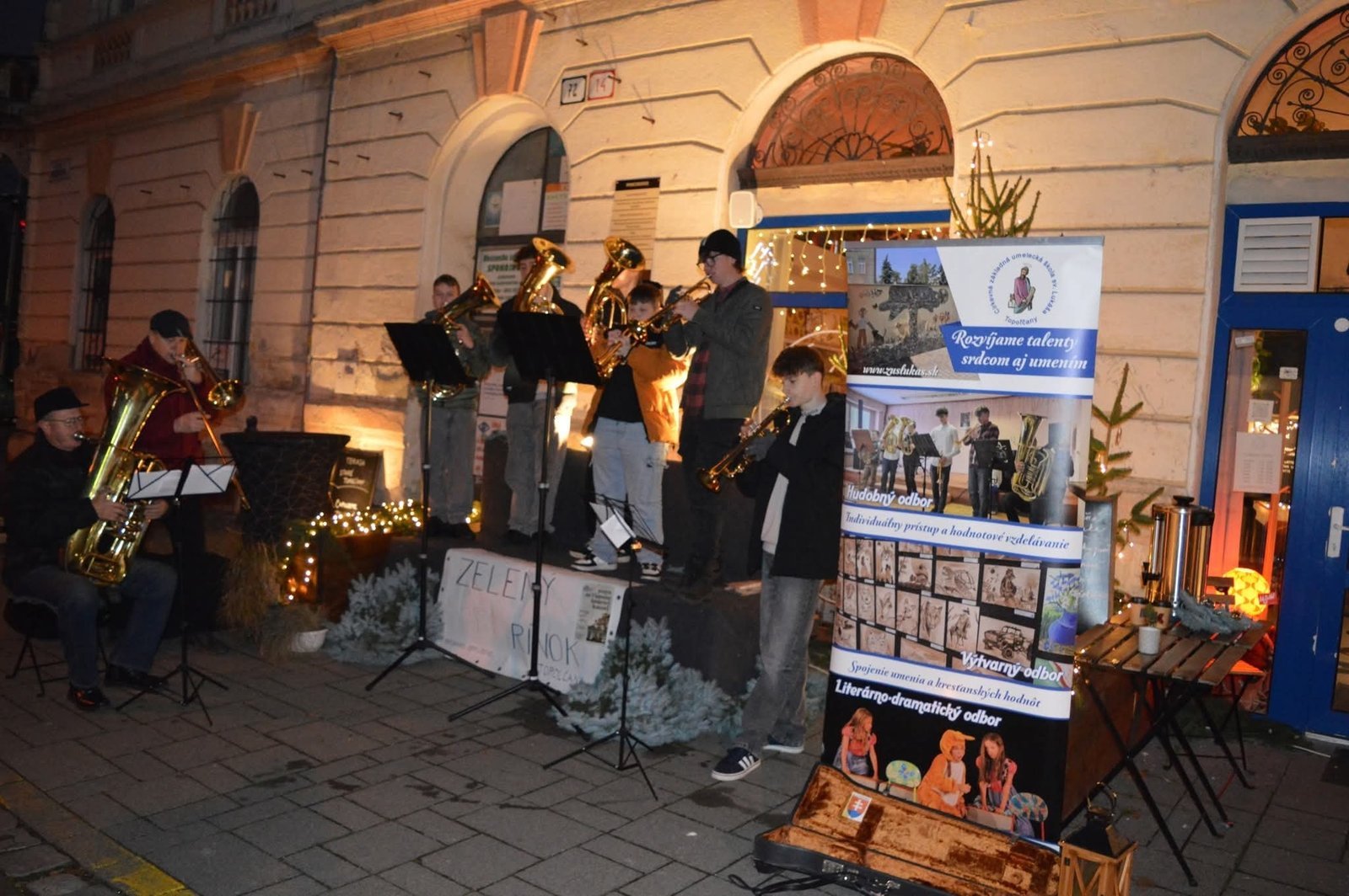 Mesto Topoľčany: SPOLOČNE TVORÍME VIANOČNÚ ATMOSFÉRU