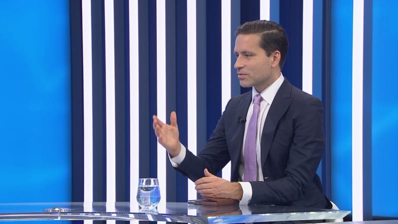 Kovanda k Venezuele: Hladké předání moci může zlevnit ropu. Pro Rusko by to byl problém Kovanda k Venezuele: Hladké předání moci může zlevnit ropu. Pro Rusko by to byl problém