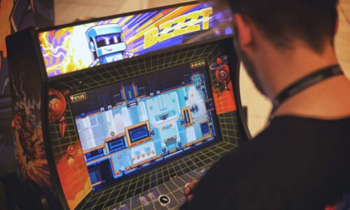 Čechům se dařilo, ale herní průmysl loni krvácel. Expert popsal, kam se svět videoher ubírá Čechům se dařilo, ale herní průmysl loni krvácel. Expert popsal, kam se svět videoher ubírá