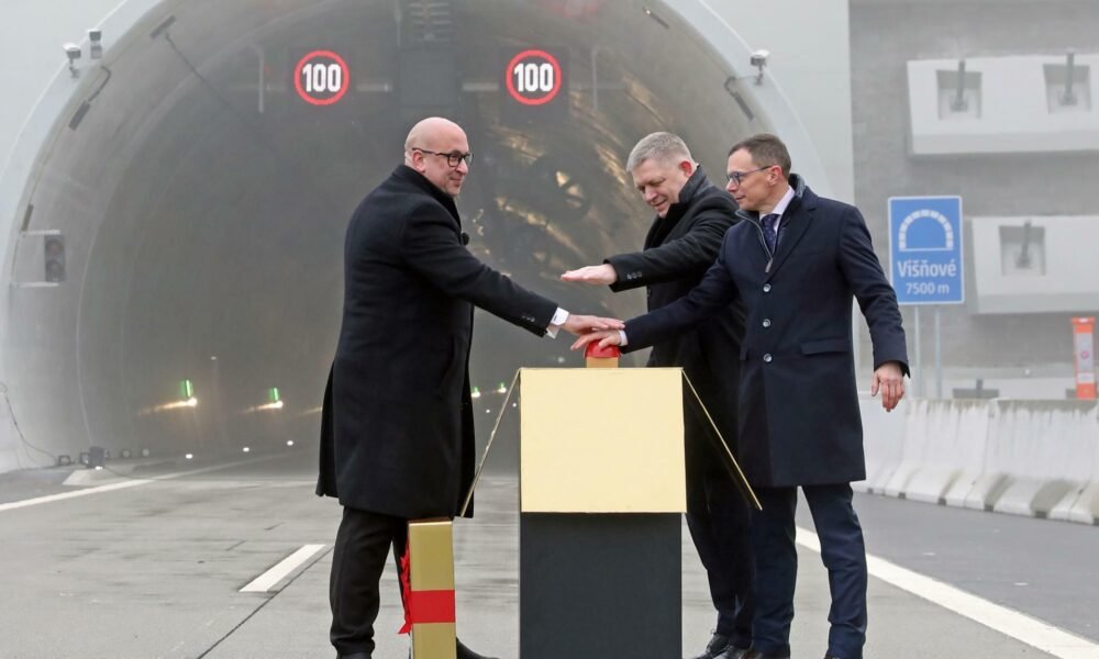 Po silnejšom roku budú diaľnice pribúdať pomalšie. rok 2026 prinesie na slovensku dva úseky