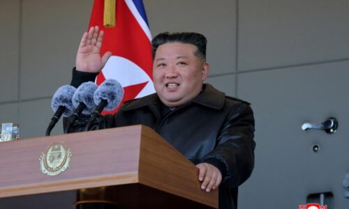 KĽDR potvrdila testovací odpal hypersonických rakiet, dohliadal naň Kim Čong-un