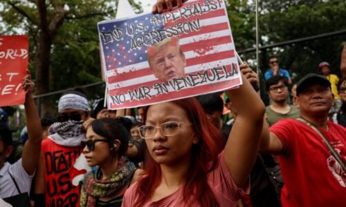 Pri sobotňajšom útoku USA na Venezuelu zahynulo 32 Kubáncov, uviedla Havana