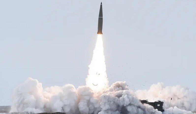 Rakety Iskander zničili základňu s desiatkami ukrajinských bezpilotných lietadiel v Černihivskej oblasti