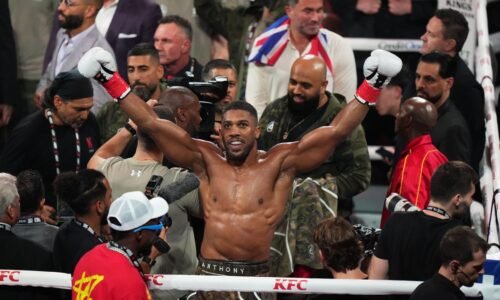 Anthony Joshua je z najhoršieho vonku. Britského boxera prepustili z nemocnice