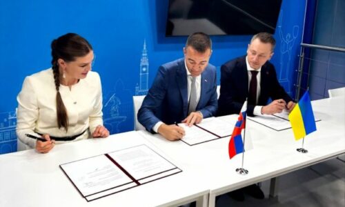 Slovensko uzavrelo investičné partnerstvo s Ukrajinou, Drucker plánuje zapojiť slovenské firmy – FOTO