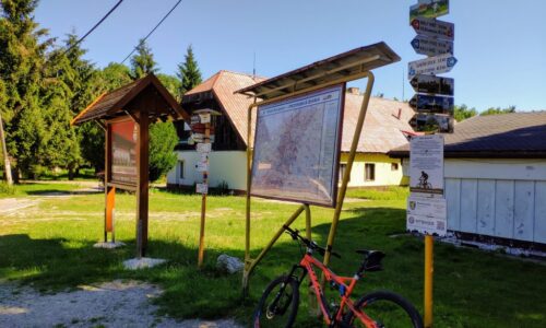 Tip na výlet: Poznáte „Konské hlavy“ a vrch Somár?