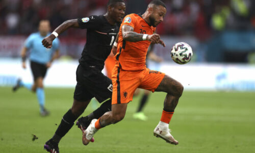 Holanďan Depay súhlasil so znížením platu, aby zostal v brazílskom tíme Corinthians