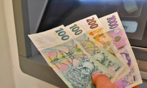 Velká česká banka chystá odstávku. Klientům nebudou fungovat některé služby