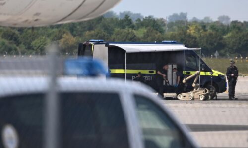 Pri letisku v Lipsku našli ďalší dron a výbušninu. Merz oznámi, kto je vinník
