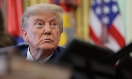 Trump zverejnil mapu, ktorá zobrazuje Hormuzský prieliv ako územie USA