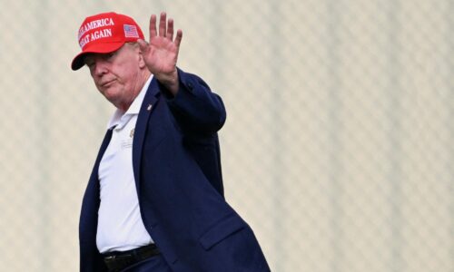 Trump hrozí každému, kto Teheránu pomôže. Iránska diplomacia označila sankcie USA za ekonomický terorizmus