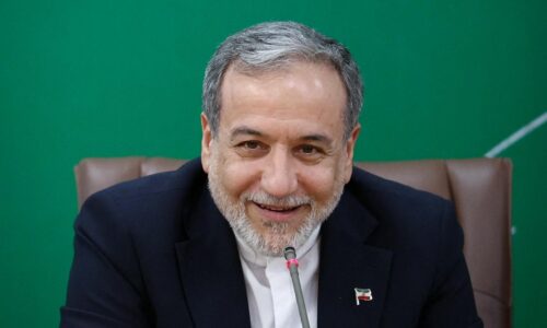 Iránsky minister zahraničia Arákčí: Irán sa neobáva Trumpových sankcií a vie, ako im odolať