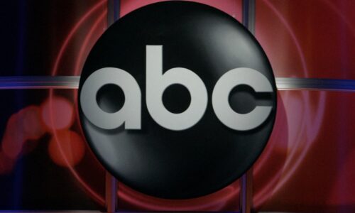 Americká televízia ABC žaluje štátneho regulátora. Dôvodom je údajná pomsta za kritiku prezidenta Trumpa
