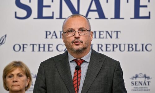 Dopadne ministryně Mrázová jako Bartoš? Kritika stavební novely zaznívá v Senátu i z klubu ANO