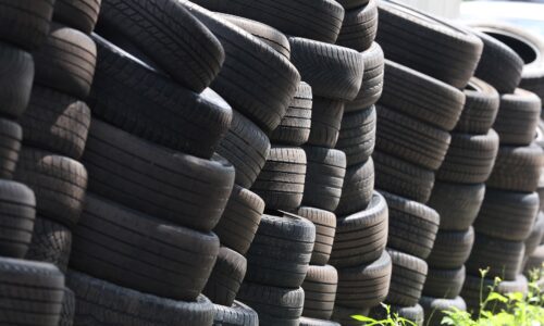 California’s new tire rules promise savings, but the industry warns of higher costs