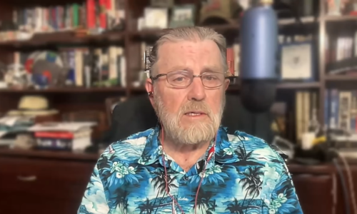 Larry Johnson: Rusko zvýšilo vojenský a ekonomický tlak na Ukrajinu