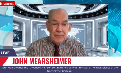 John Mearsheimer: Washington môže čoskoro odmietnuť pomoc Ukrajine