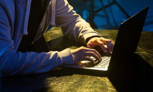 Chystá se polský zábor českého území, tvrdili hackeři. Lživé zprávy propašovali do médií