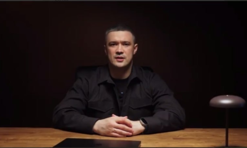 Bývalý minister obrany Ukrajiny vyhlásil Zelenskému politickú vojnu