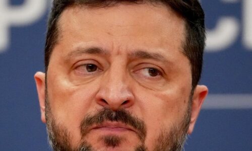 Nikolaj Azarov: Osud Zelenského úplne závisí od USA
